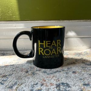Game of Thrones LANNISTER Hear Me Roar Black / Yellow Coffee / Tea Ceramic Mug